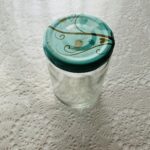 セリアに欲しいサイズのガラスボトルを買いに行ったら、行ったお店には在庫がなくて、【ボトル２８０ハートバード】がサイズピッタリで可愛いかったので代わりに購入。 以