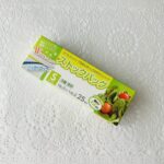 食品の保存に使えるジッパー付きの袋が欲しくてセリアで【ストッパーストックバッグS25枚】を購入してみました。 サイズは、Sサイズ（16㎝ × 14㎝）と小さめサ